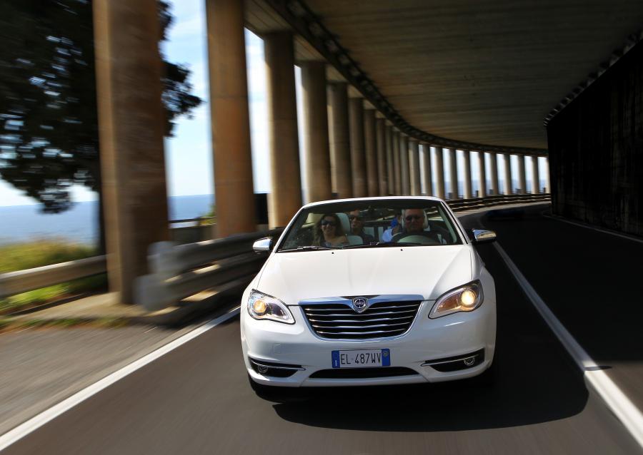  Lancia Flavia Convertible 2012 года  (фото 58 из 92)